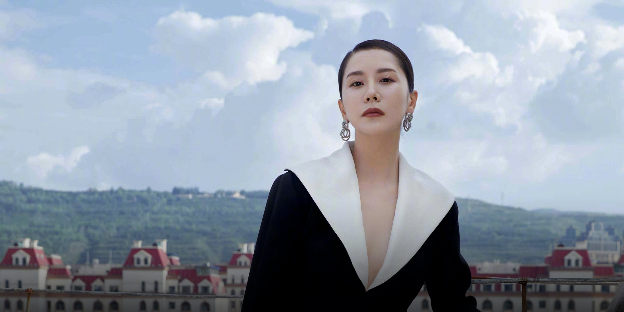 Luxury Fashion Brands in China Embrace Middle-Aged Actresses