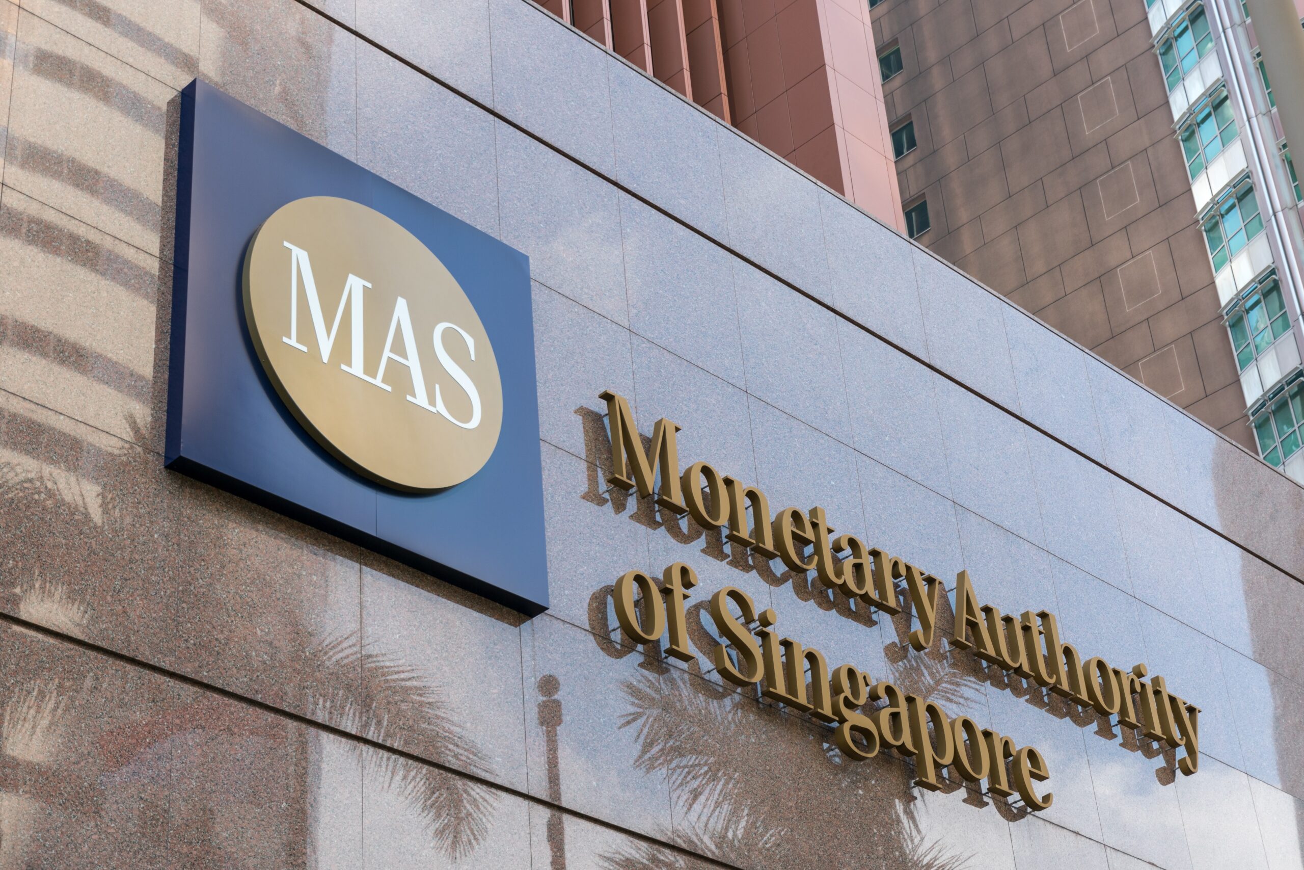 Singapore completes first foreign exchange with tokenized currency