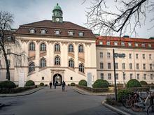 Verdacht auf Vetternwirtschaft und Verstoß gegen OP-Regularien: Berliner Charité kündigt Herzklinik-Direktor wegen mutmaßlichen Fehlverhaltens