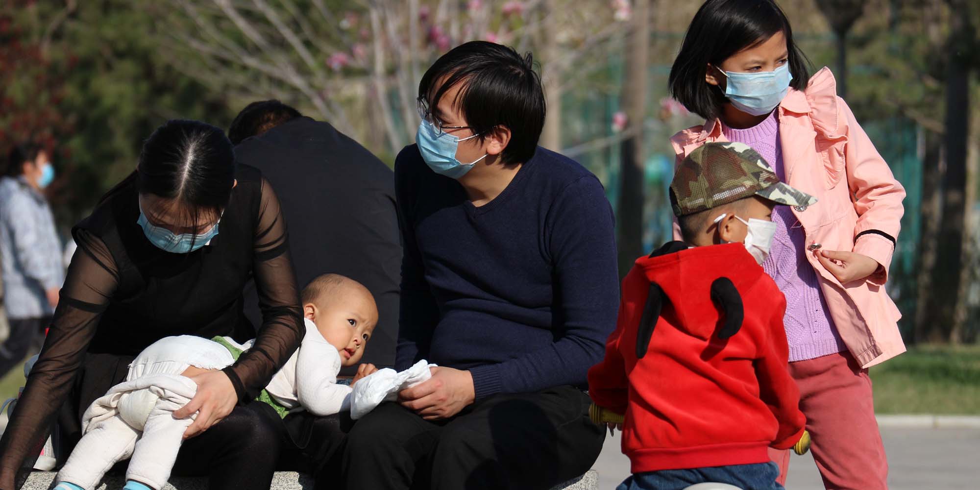 Chinese City Announces Maternity Insurance for Unmarried Mothers