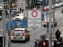 Jarasch brüskiert Berliner Koalitionspartner: Teil der Friedrichstraße ab Montag für Autos wieder dicht