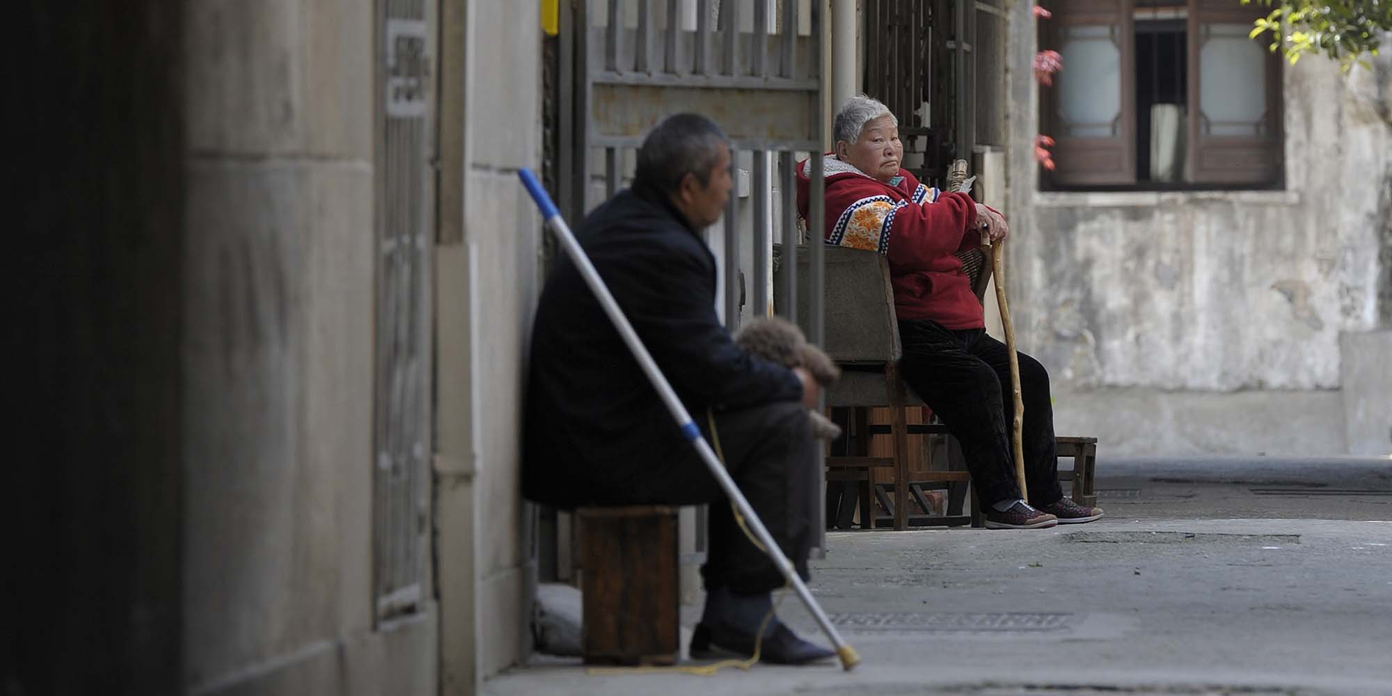 China May Signal Changes to Retirement Age in 2023, Says Report