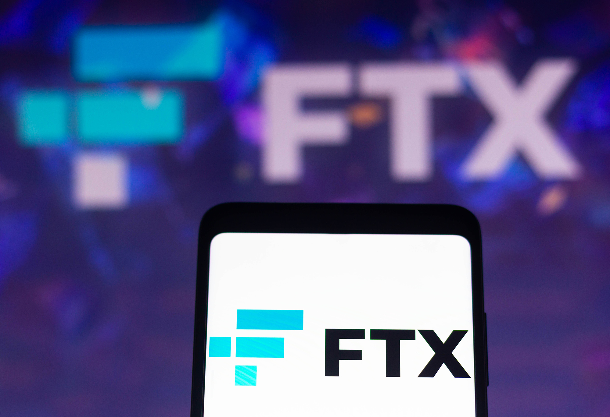 FTX investors take on Sequoia, Thoma Bravo, Paradigm in new lawsuit