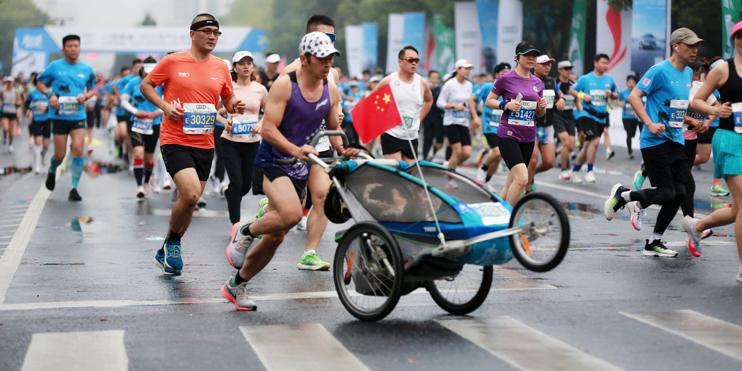 The Father-Son Duo Winning Over China’s Marathon Scene