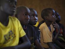 Rebellenattacke in Uganda: Islamistische Terrormiliz tötet bei Angriff auf Schule 25 Kinder