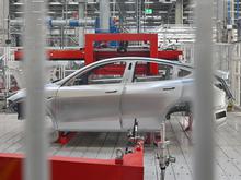 Autofabrik in Grünheide: Tesla setzt weniger Leiharbeiter ein – Produktionsziel bleibt