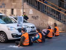 Gerichtsbeschluss zu Klimablockaden in Berlin: Umsteigen auf Bus und Bahn für Autofahrer „generell möglich“