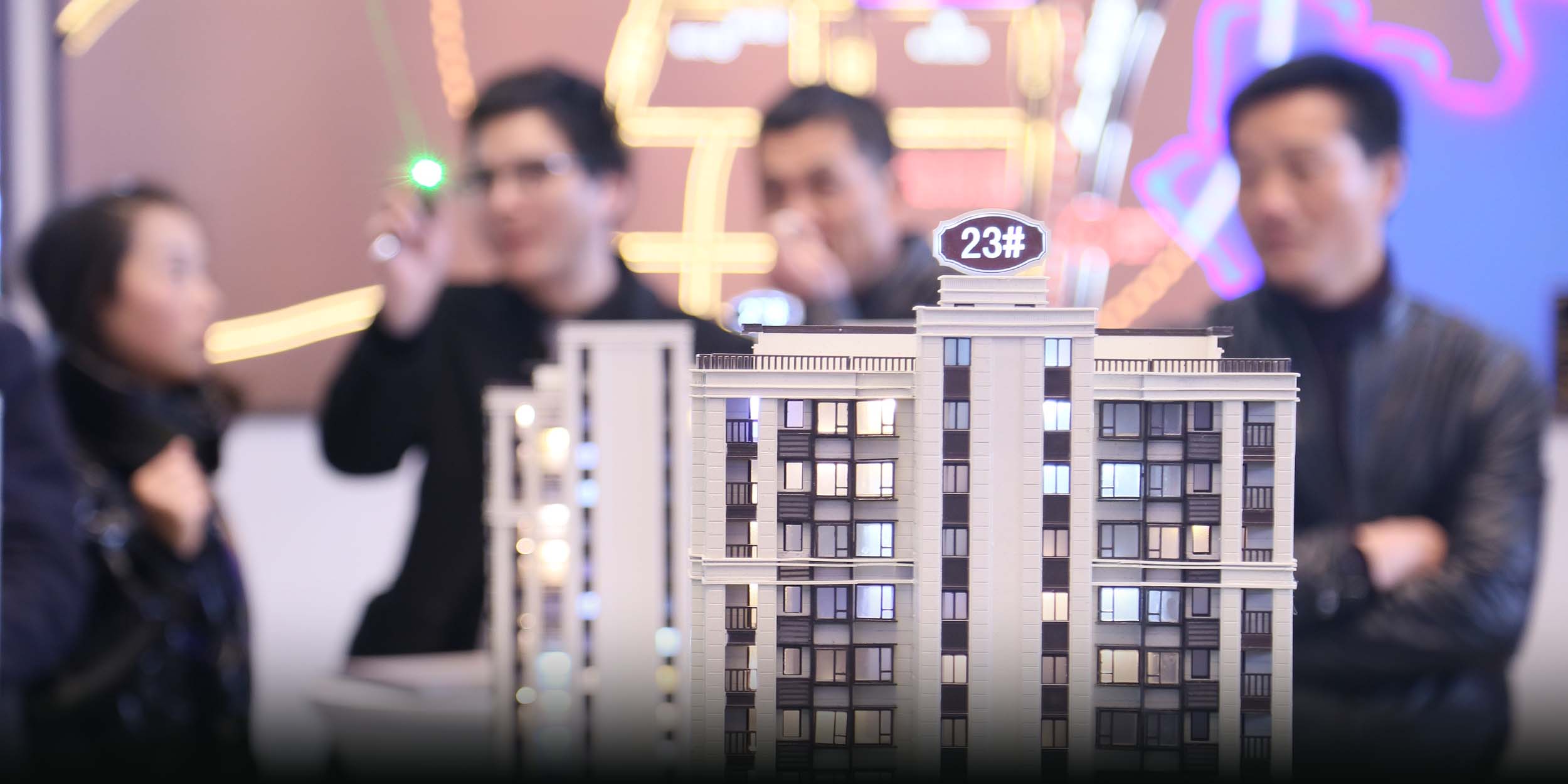 The Creative Ways China’s Homes Are Being Sold