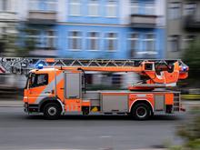 Brandstiftung in Berlin-Marzahn: Unbekannte zünden Wohnmobil an