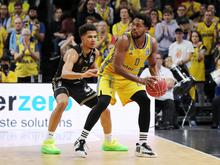 Souveräner Heimsieg gegen Braunschweig: Alba Berlin bleibt Tabellenführer auf den Fersen