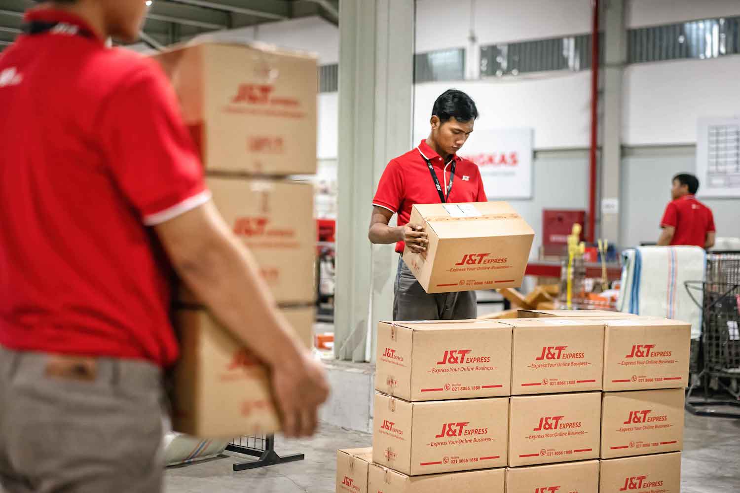 Indonesia’s logistics space is changing amid the rise of ecommerce in-house fleets