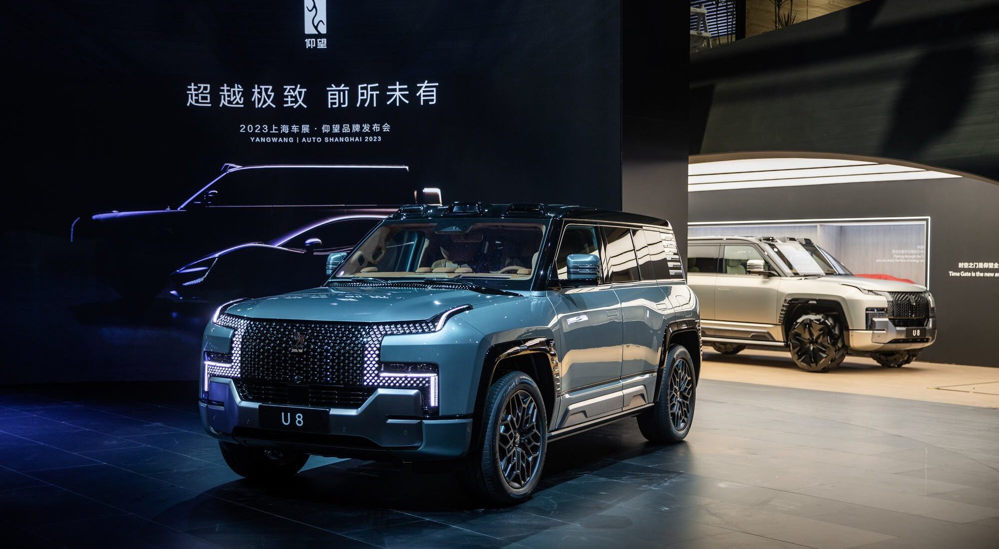 Chinese carmakers establish “synergies” in joint fight against global luxury brands, UBS says