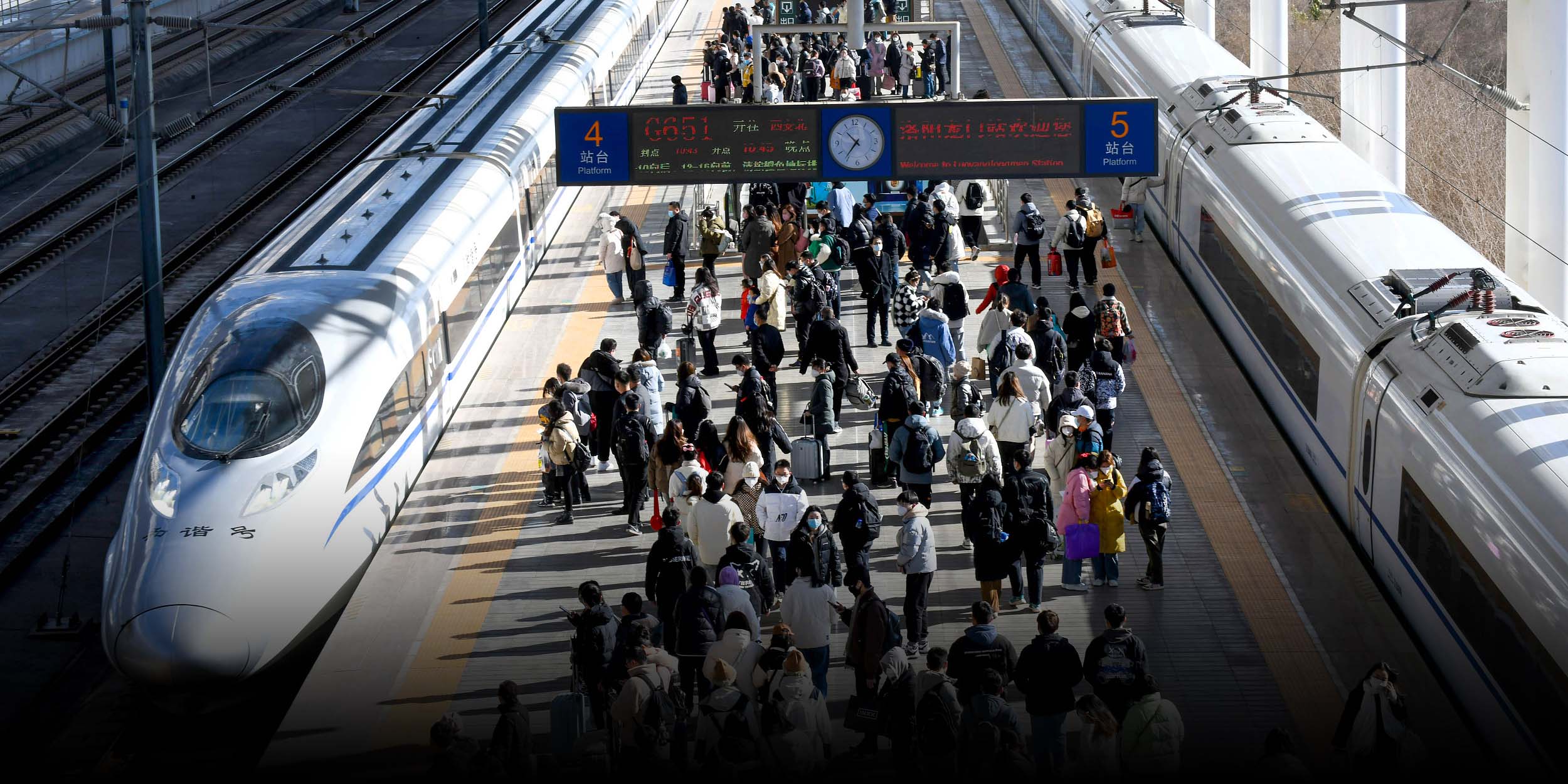 Students, Migrant Workers to Get Early Train Ticket Access This Spring Festival