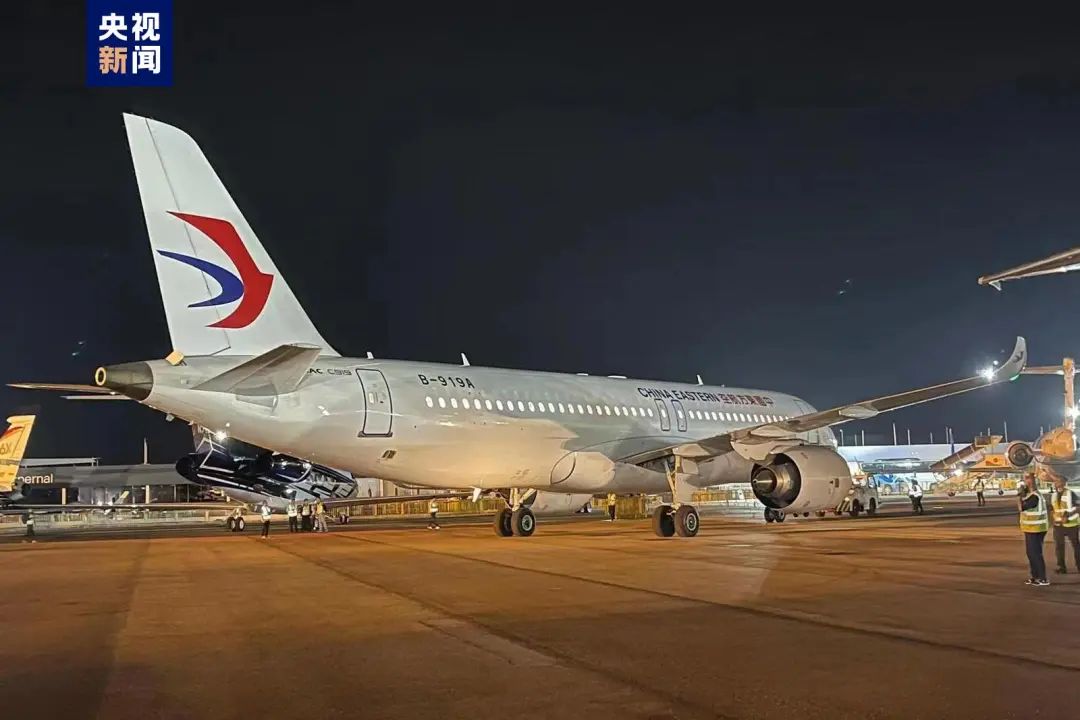 China Eastern Airlines’ C919 aircraft debuts at Singapore Airshow