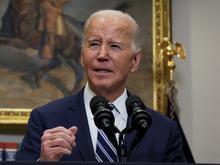 Seitenhieb bei Wahlkampfveranstaltung: US-Präsident Biden nennt Putin einen „durchgeknallten Mistkerl“