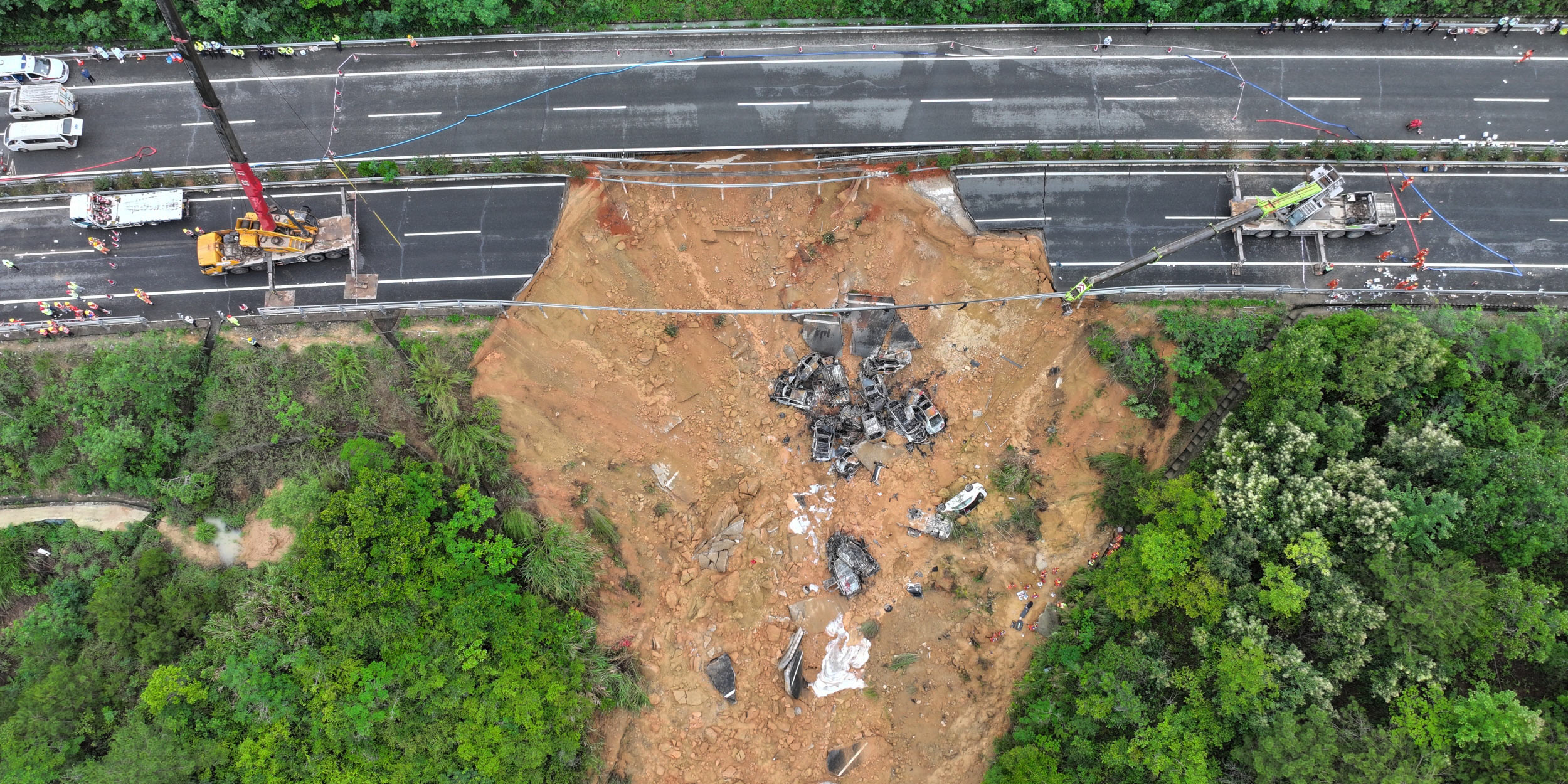 Guangdong Highway Disaster: Authorities Probe Cause, Toll Now 48