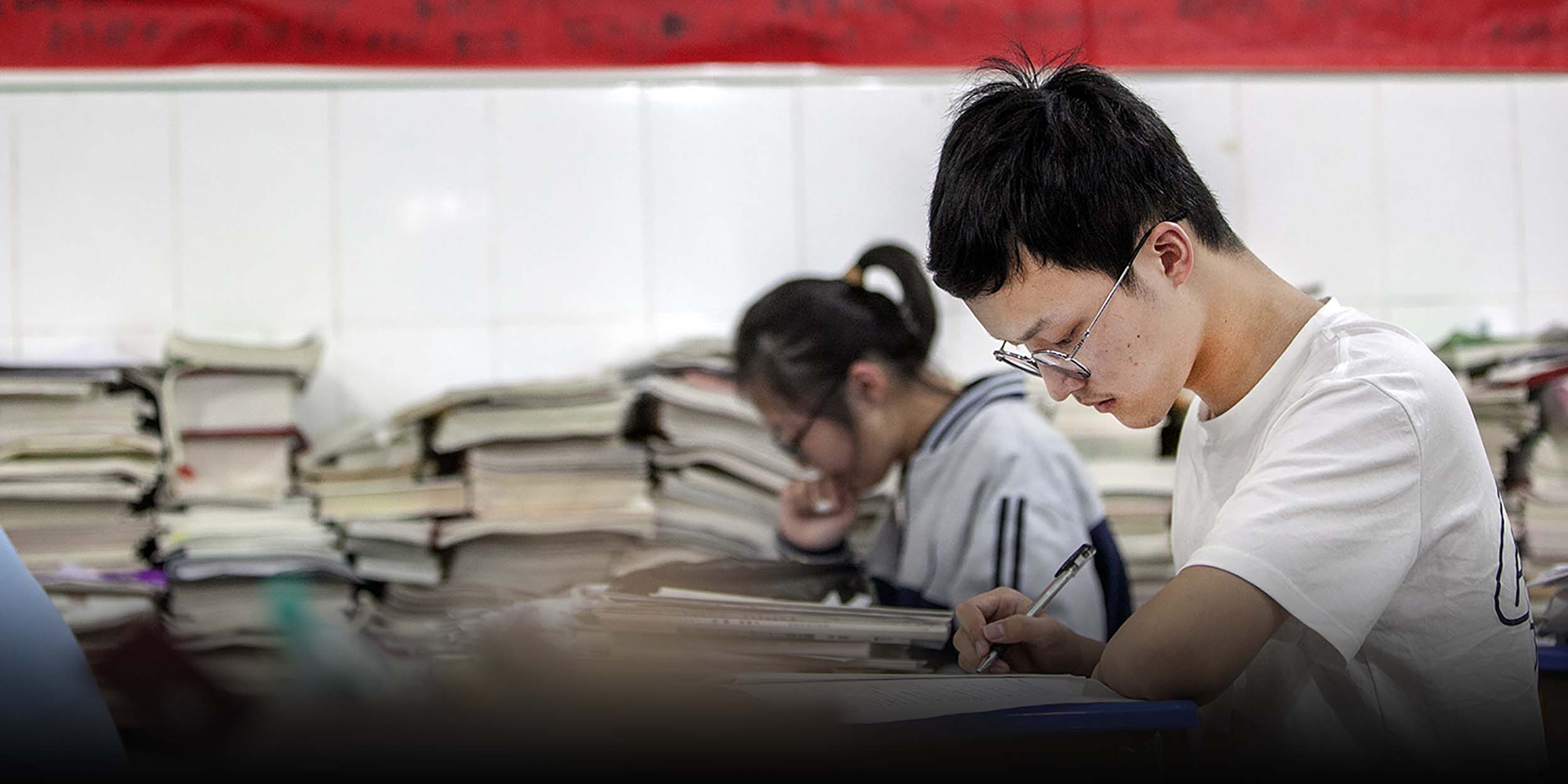 Back to Basics: How Gaokao Overhaul Sparks a Core Science Revival