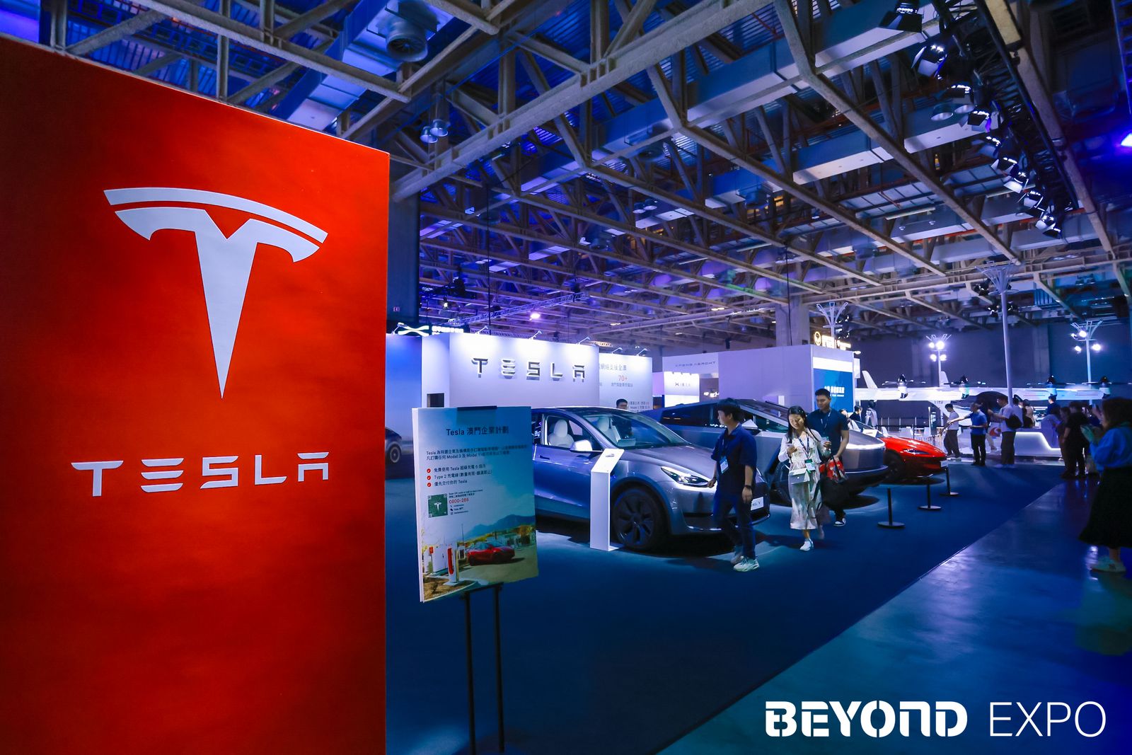 Tesla China to introduce redesigned Model Y crossovers, including a seven-seater: report