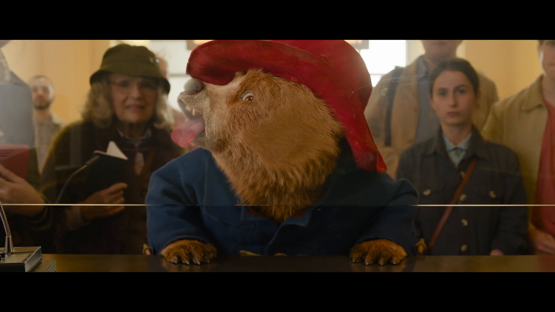 停下你正在做的事情！Studiocanal 剛剛展示了嬰兒帕丁頓熊 （Paddington Bear） 的外觀