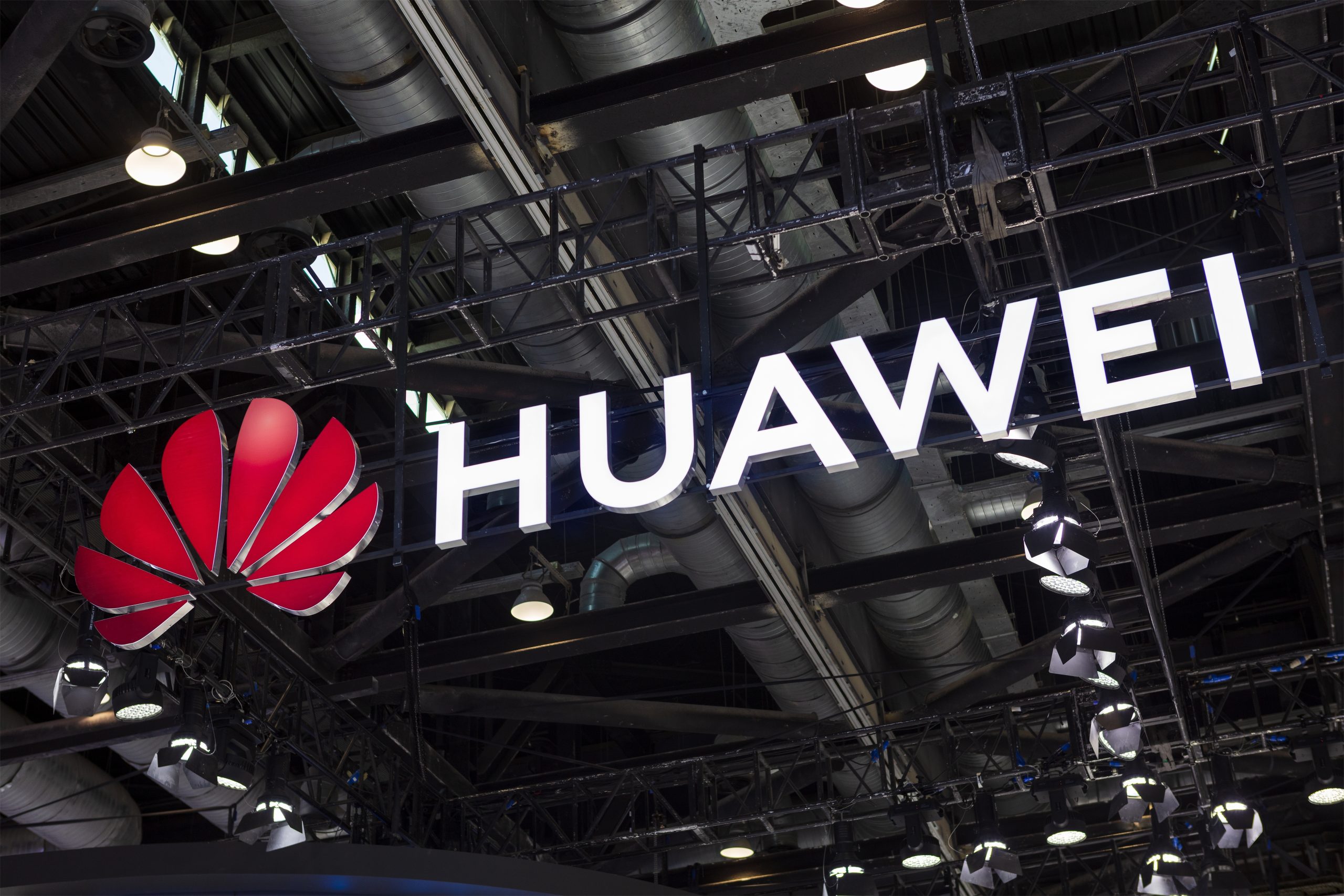 Huawei’s Harmony OS targets 100k apps by 2025 amid sanctions