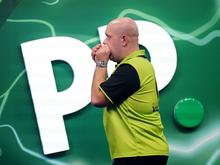 Halbfinale im Ally Pally: Dominant ins Endspiel: Van Gerwen spielt um den WM-Titel